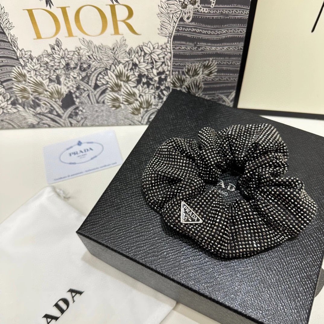 Prada Headband Ver.A — Photo 3