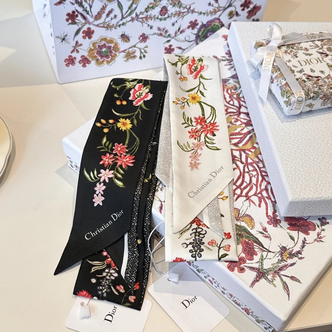 Dior Silk Ribbon Ver.L — Zdjęcie 4