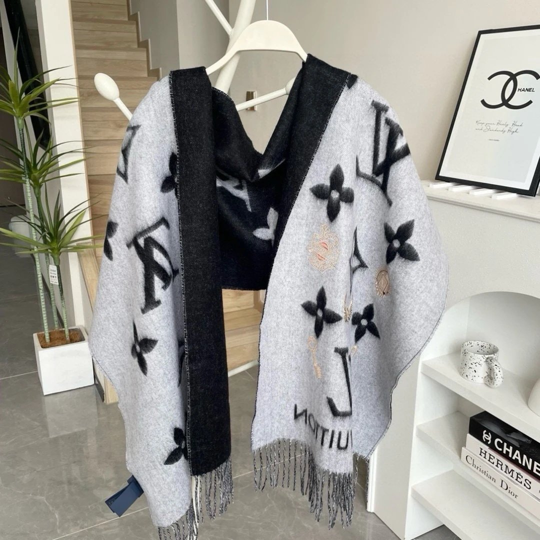 Louis Vuitton Cashmere Scarf Ver.C — QC