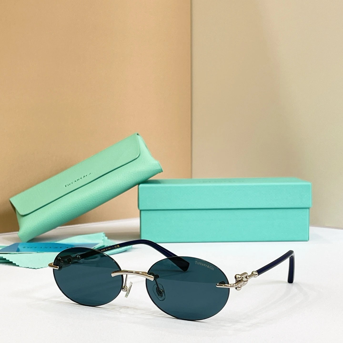 Tiffany TF3104D Sunglasses 58-18-140 — photo 2