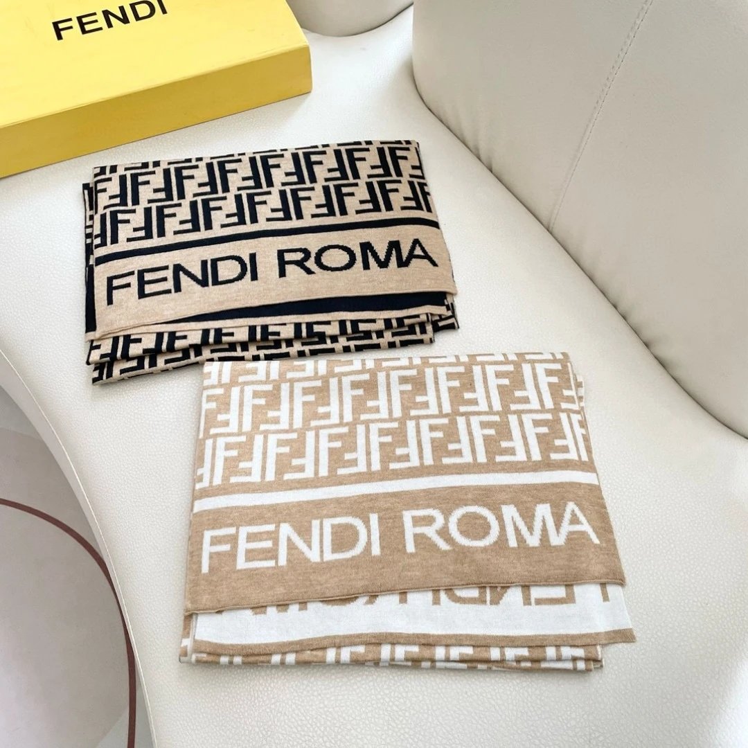 Fendi Cashmere Scarf Ver.D — Photo 2