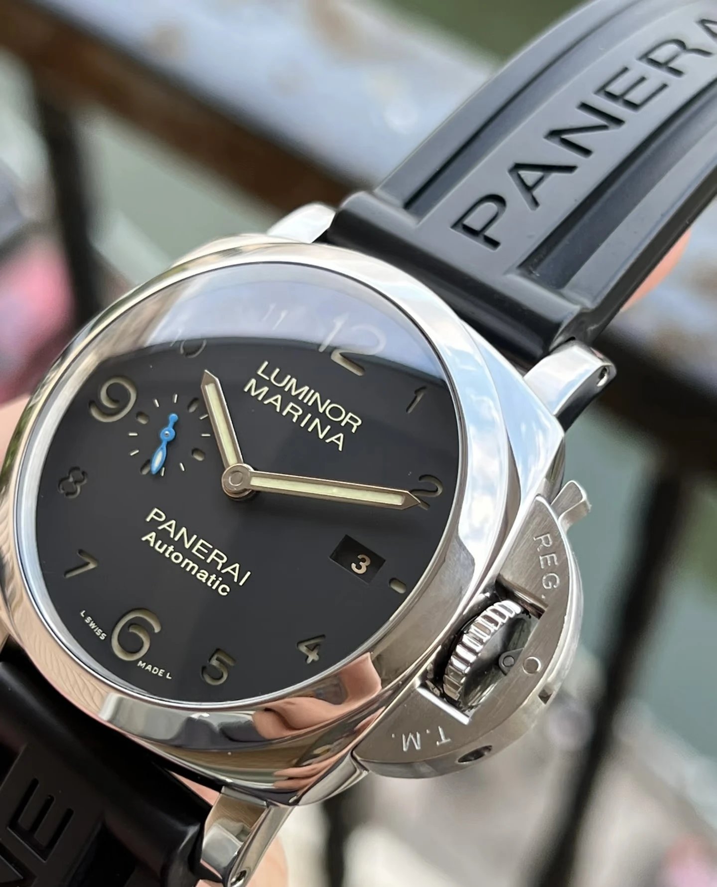 Panerai Luminor Automatic Watch 44mm Ver.H — Photo 6