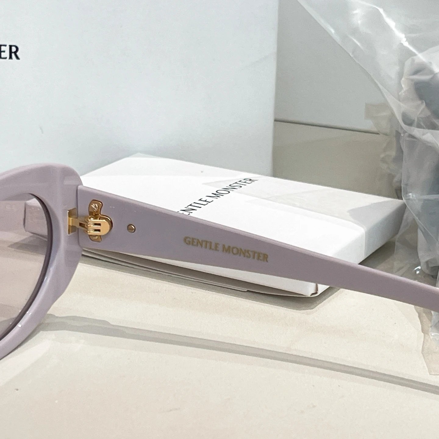 Gentle Monster COCOA Sunglasses 54-22-146 — photo 6