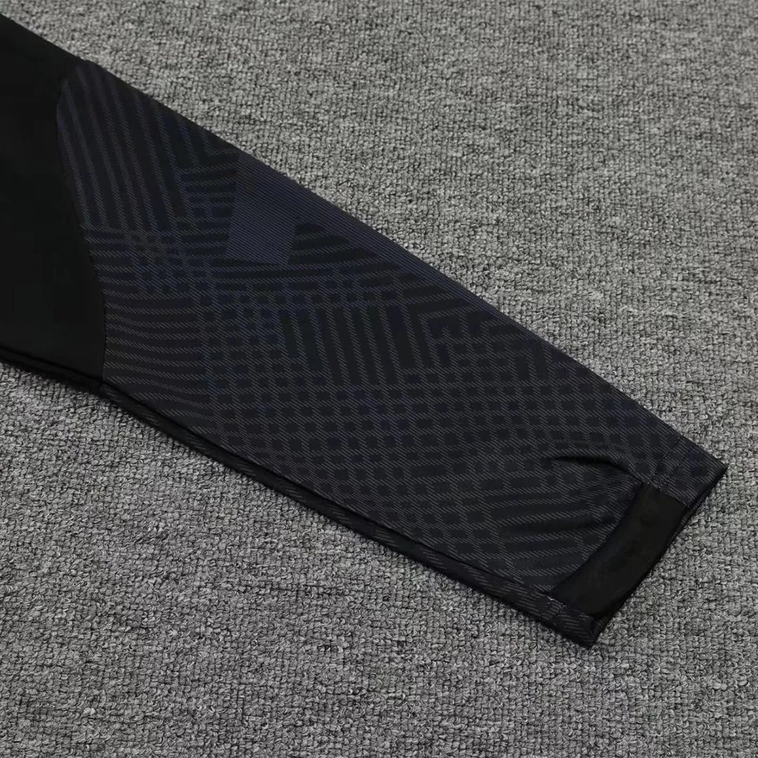 Inter Milan 2022 1 4 Zip Tracksuit 23 Black — Photo 15