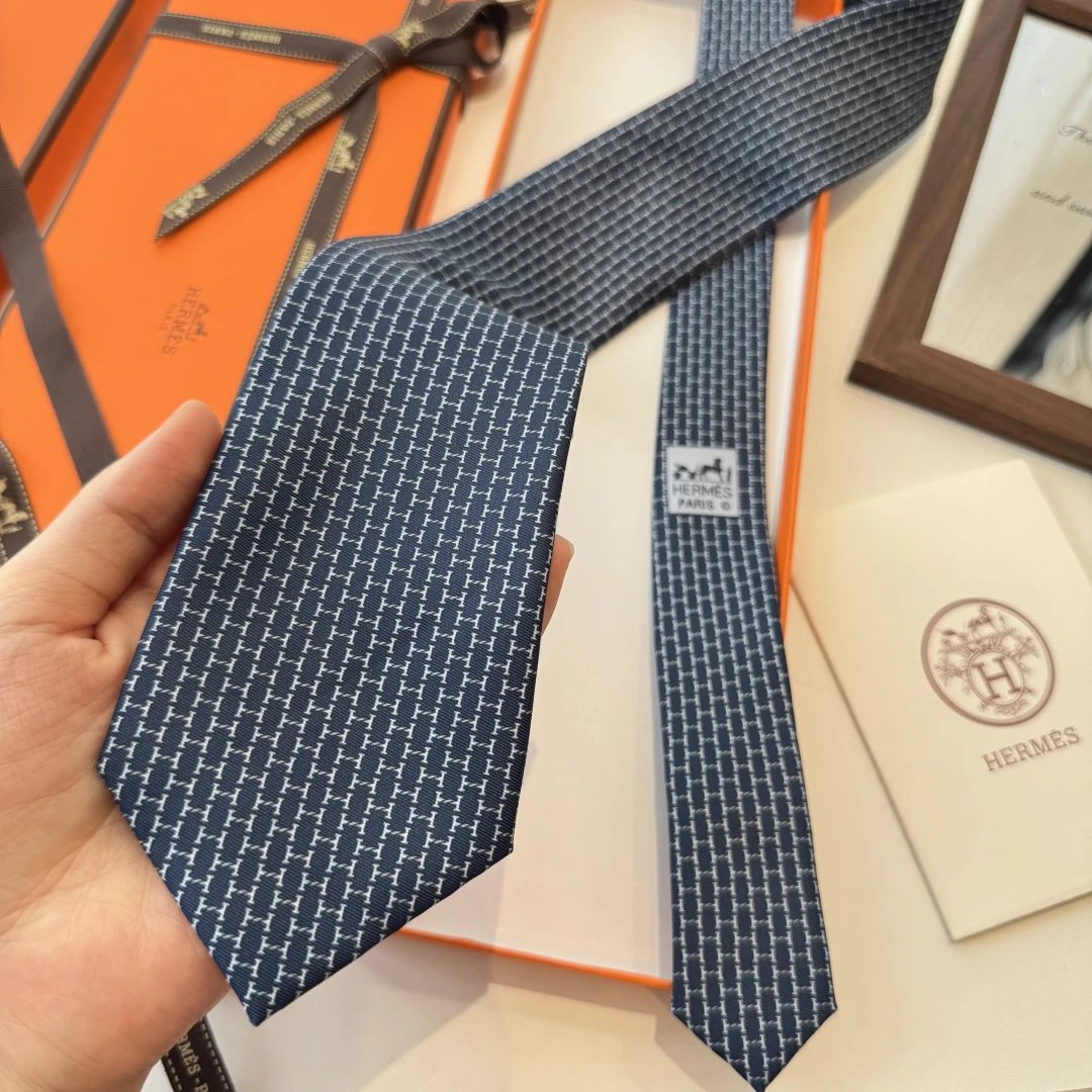 Hermes Silk Tie Ver.P — Photo 6