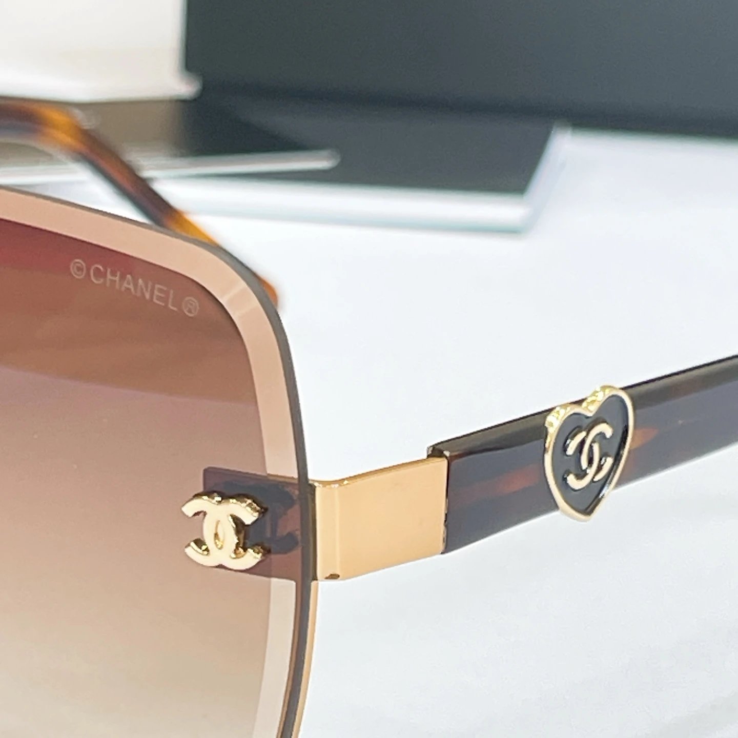 Chanel CH3013 Sunglasses 60-15-145 — Zdjęcie 6