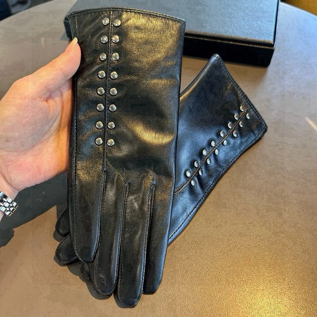 Chrome Hearts Lambskin Cashmere Gloves Ver.D — Photo 7