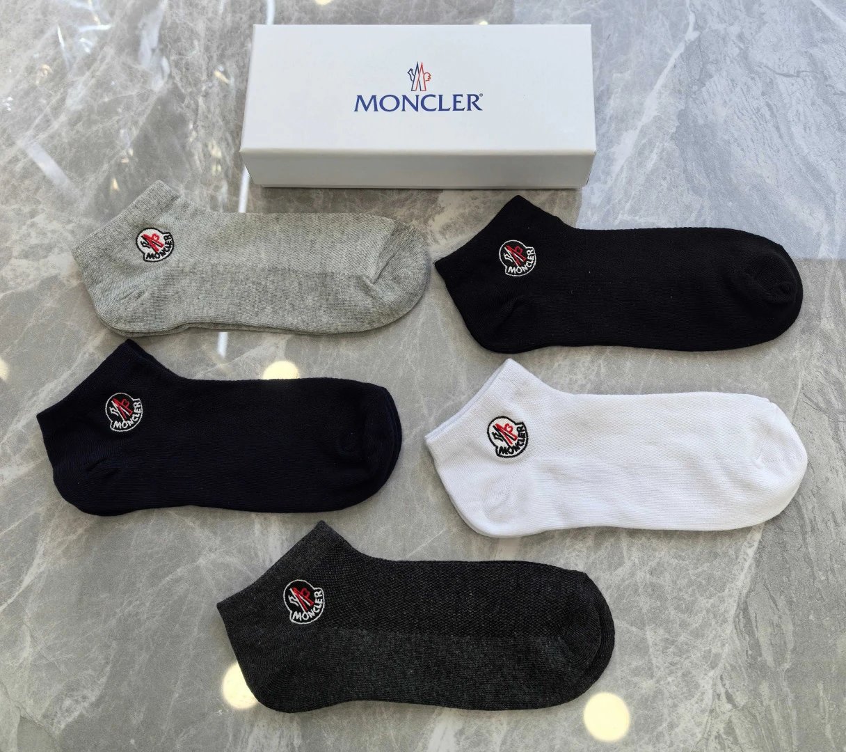 Moncler Ankle Socks Ver.A — Zdjęcie 9