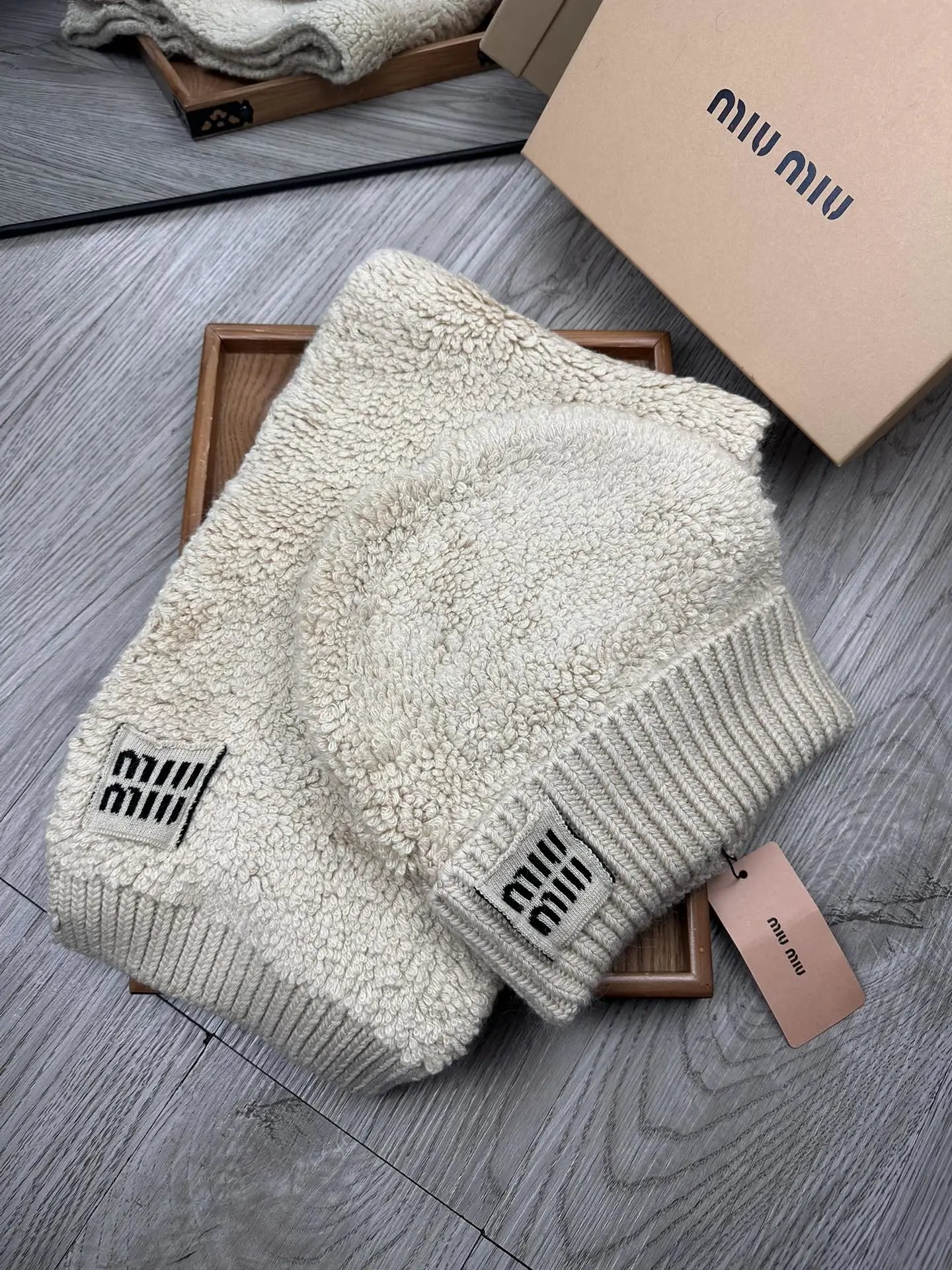 Miu Miu Wool Rabbit Fur Scarf & Hat Set Ver.B — Photo 2