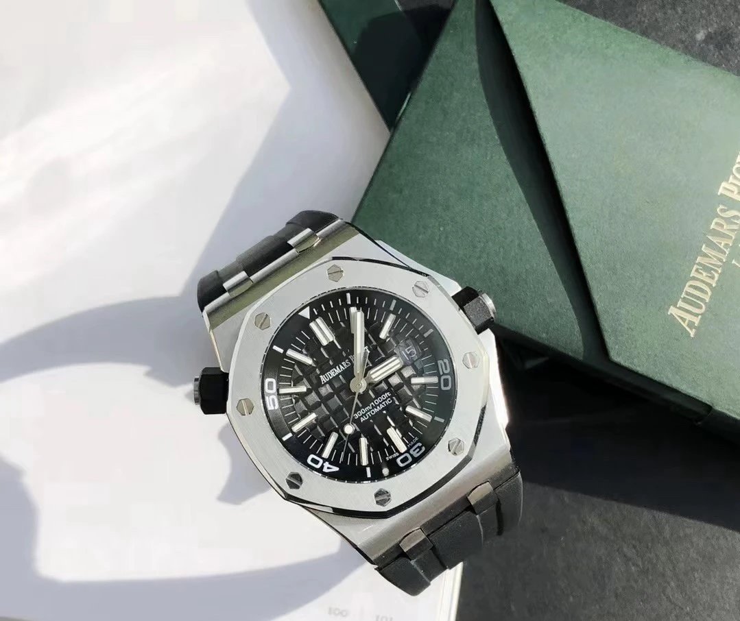 Audemars Piguet Royal Oak Offshore Automatic Watch Ver.D — Zdjęcie 8