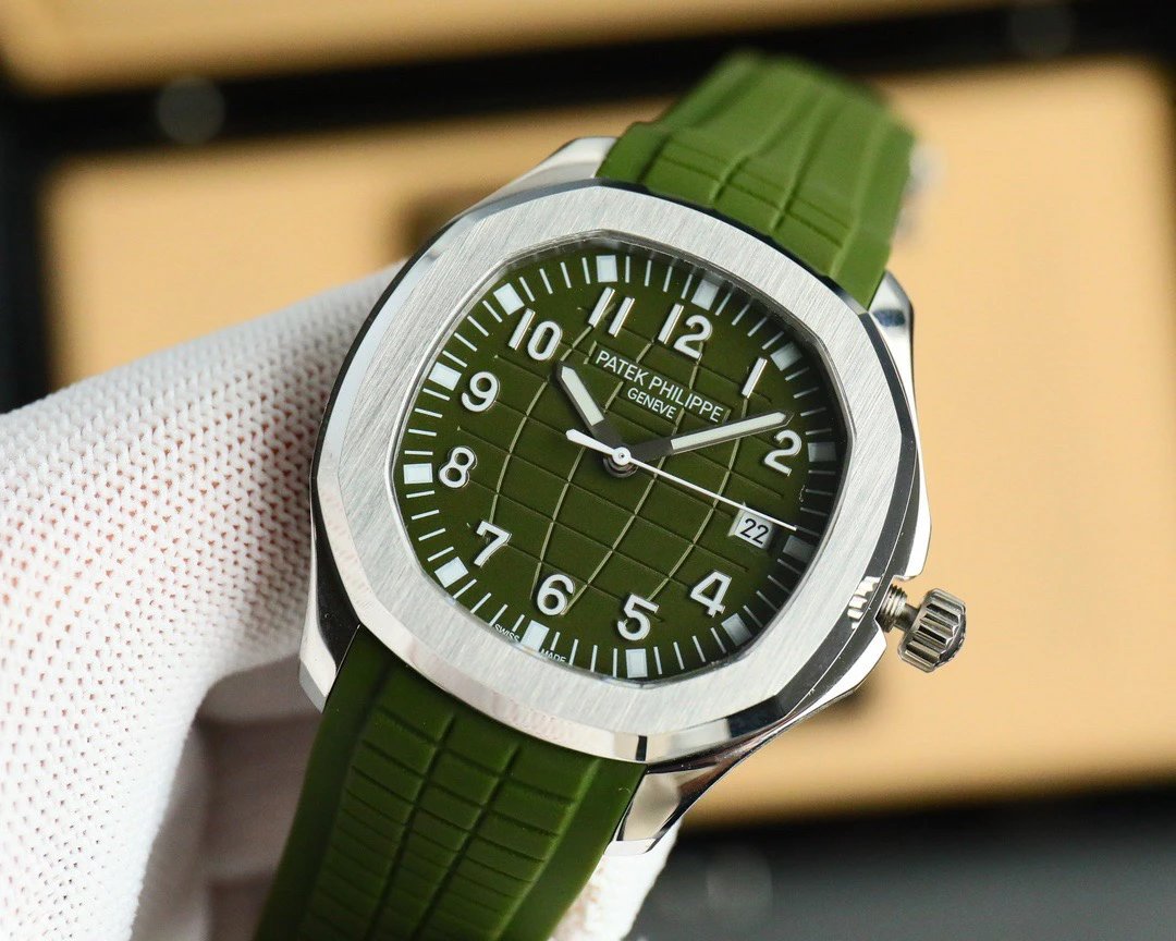 Patek Philippe Nautilus Automatic Watch Ver.C — photo 3