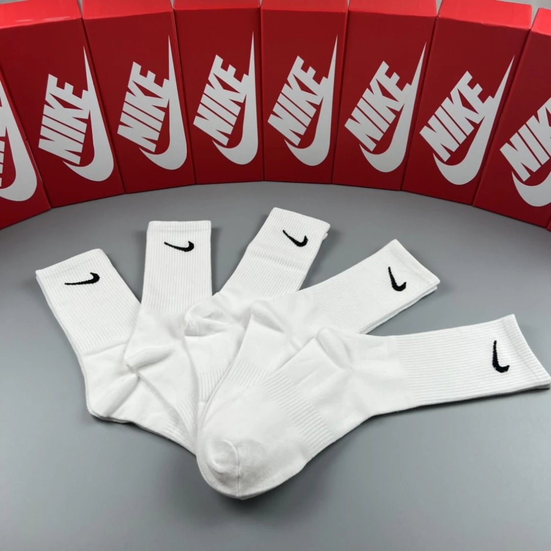 Nike Crew Socks Ver.D — photo 3