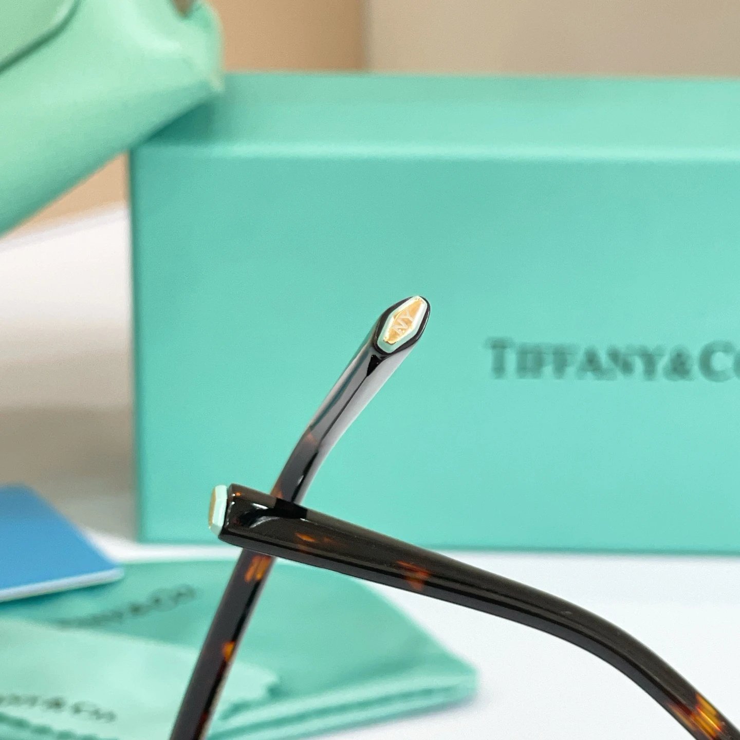 Tiffany OTF 4260U Sunglasses 57-16-145 Ver.B — photo 9