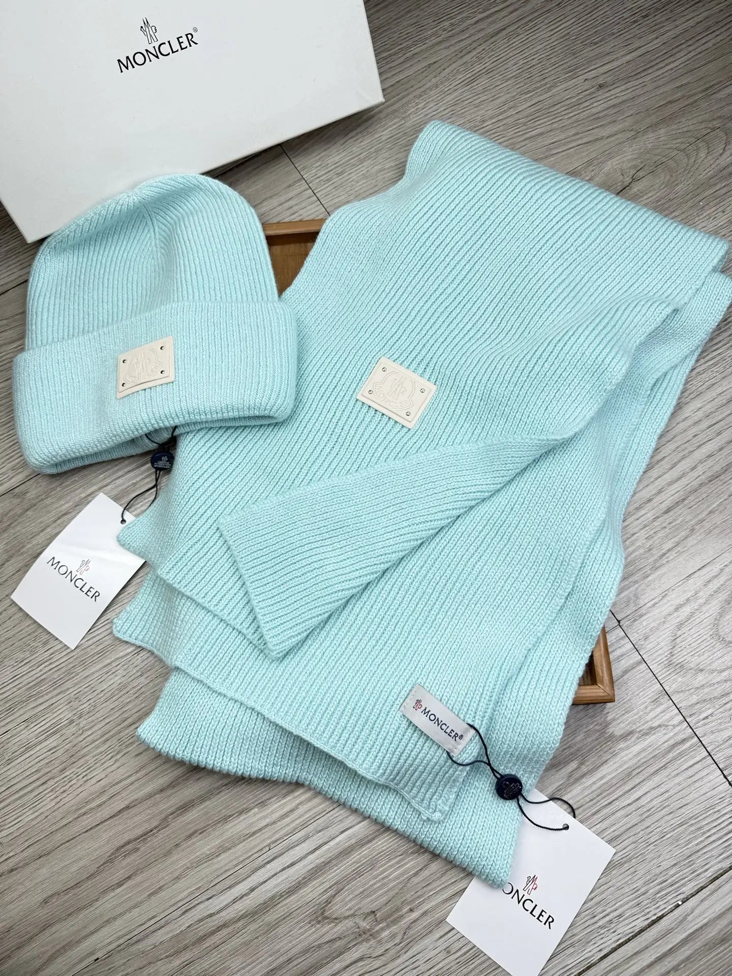 Moncler Wool Rabbit Fur Scarf & Hat Set Ver.C — QC