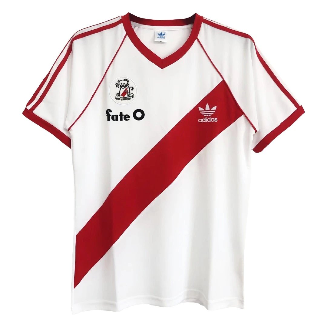 River Plate Retro Home Jersey — Photo 3