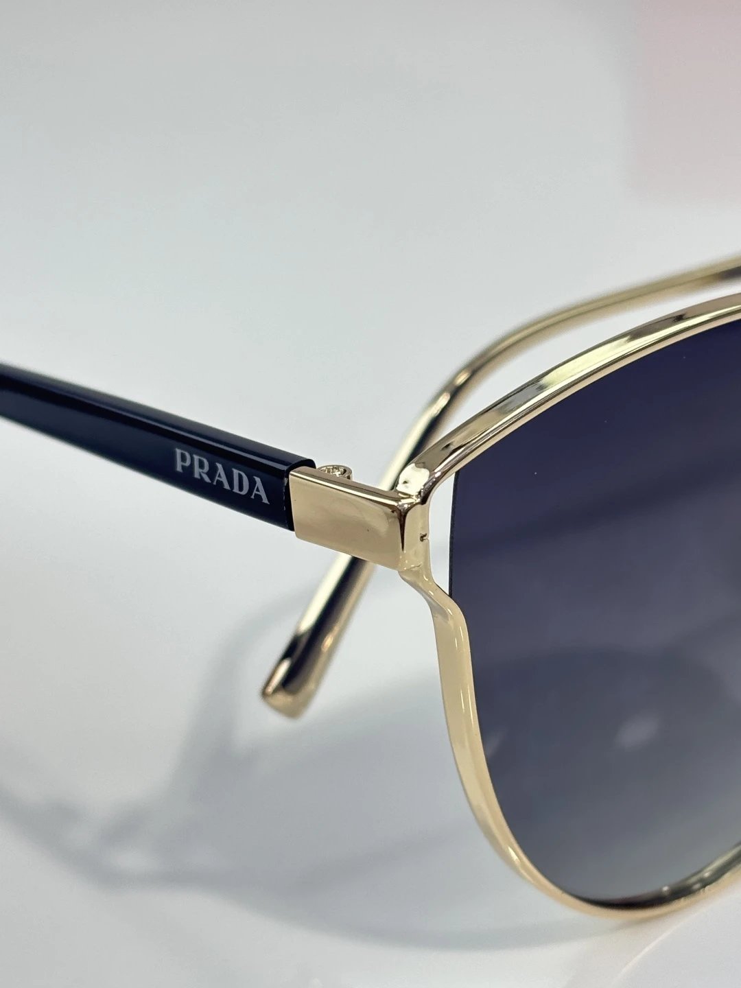 Prada SPR68TS Sunglasses 60-16-140 — photo 9