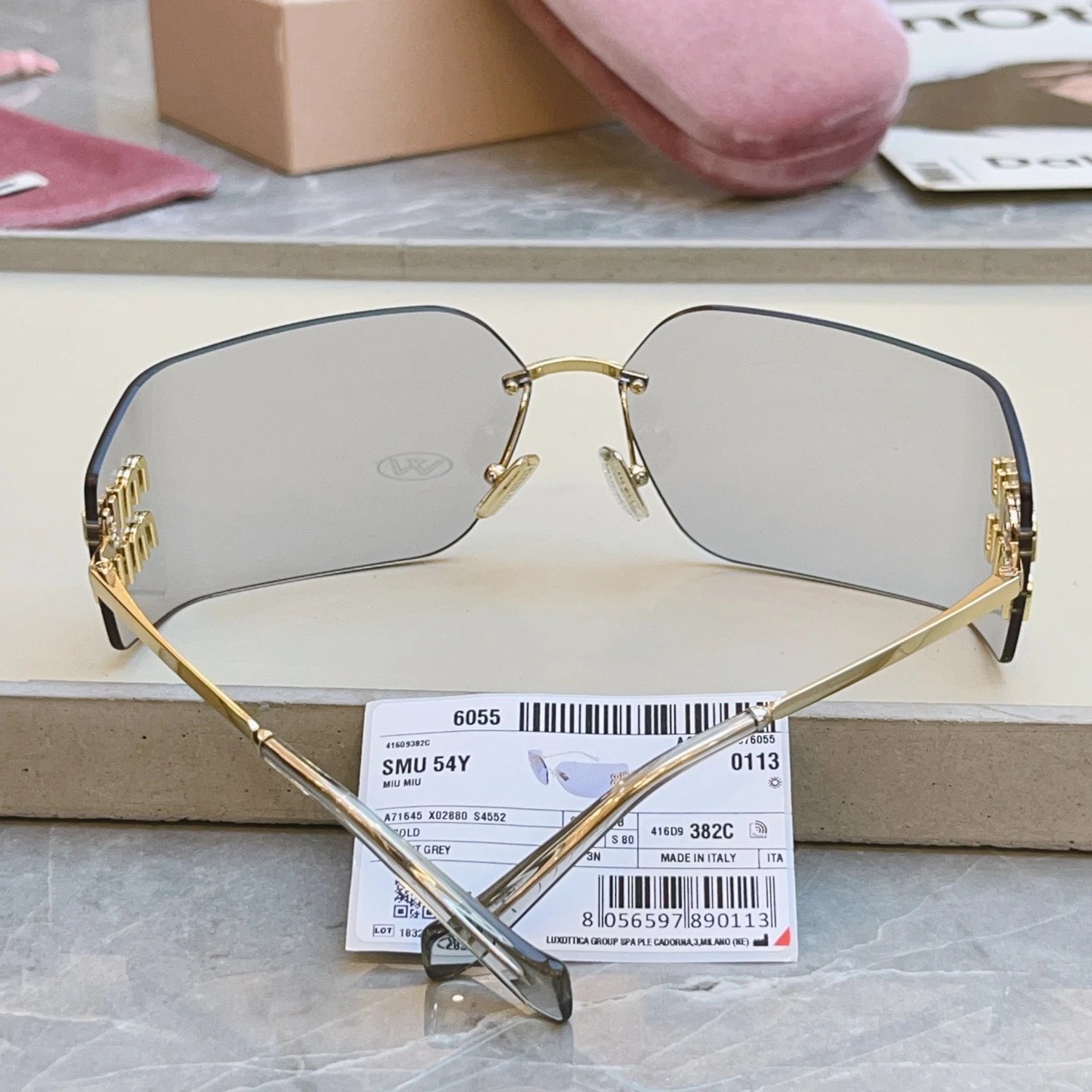 Miu Miu SMU 54Y Sunglasses 80-14-110 — Photo 9