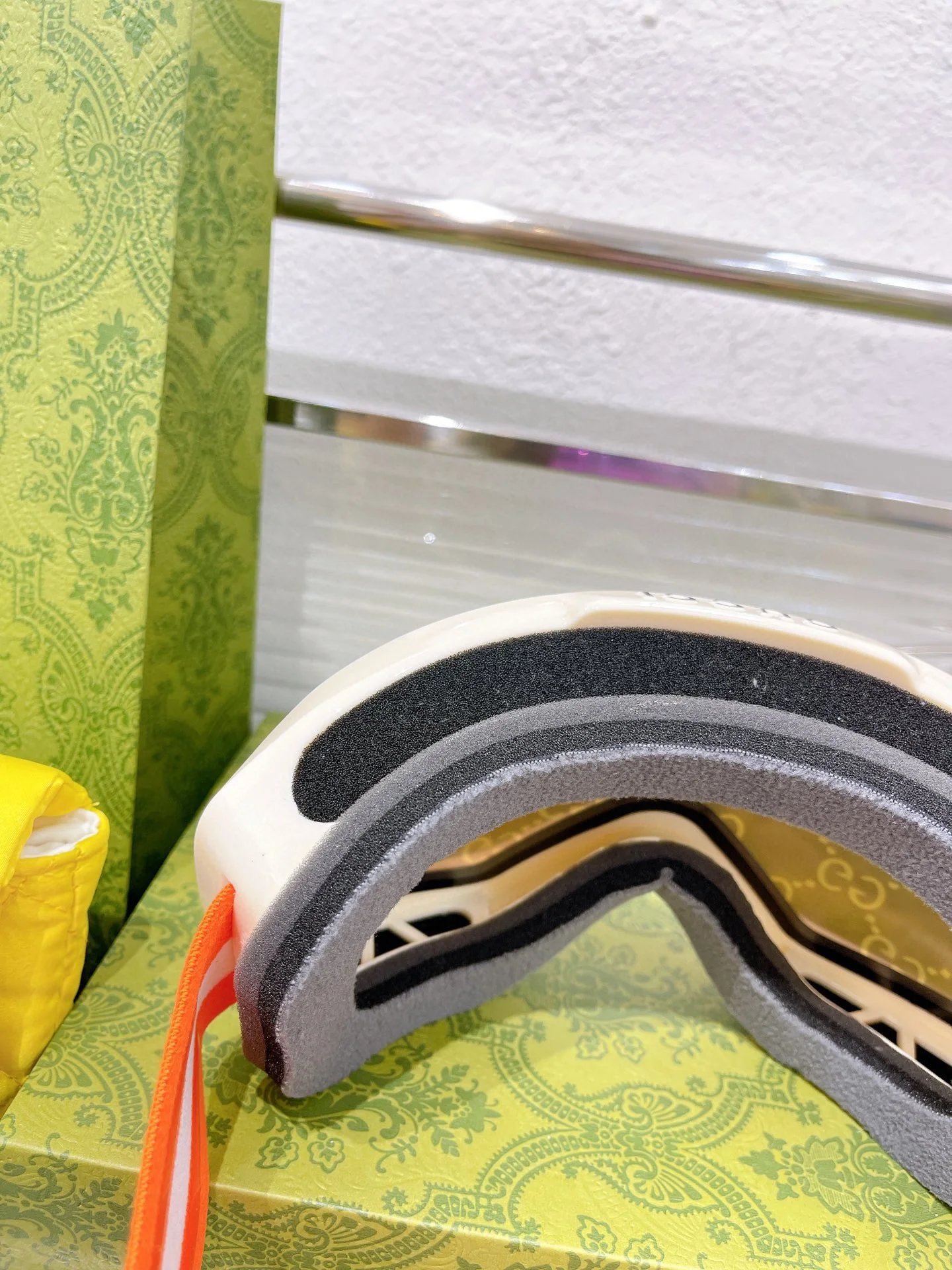 Gucci Ski Goggles Ver.B — Photo 4