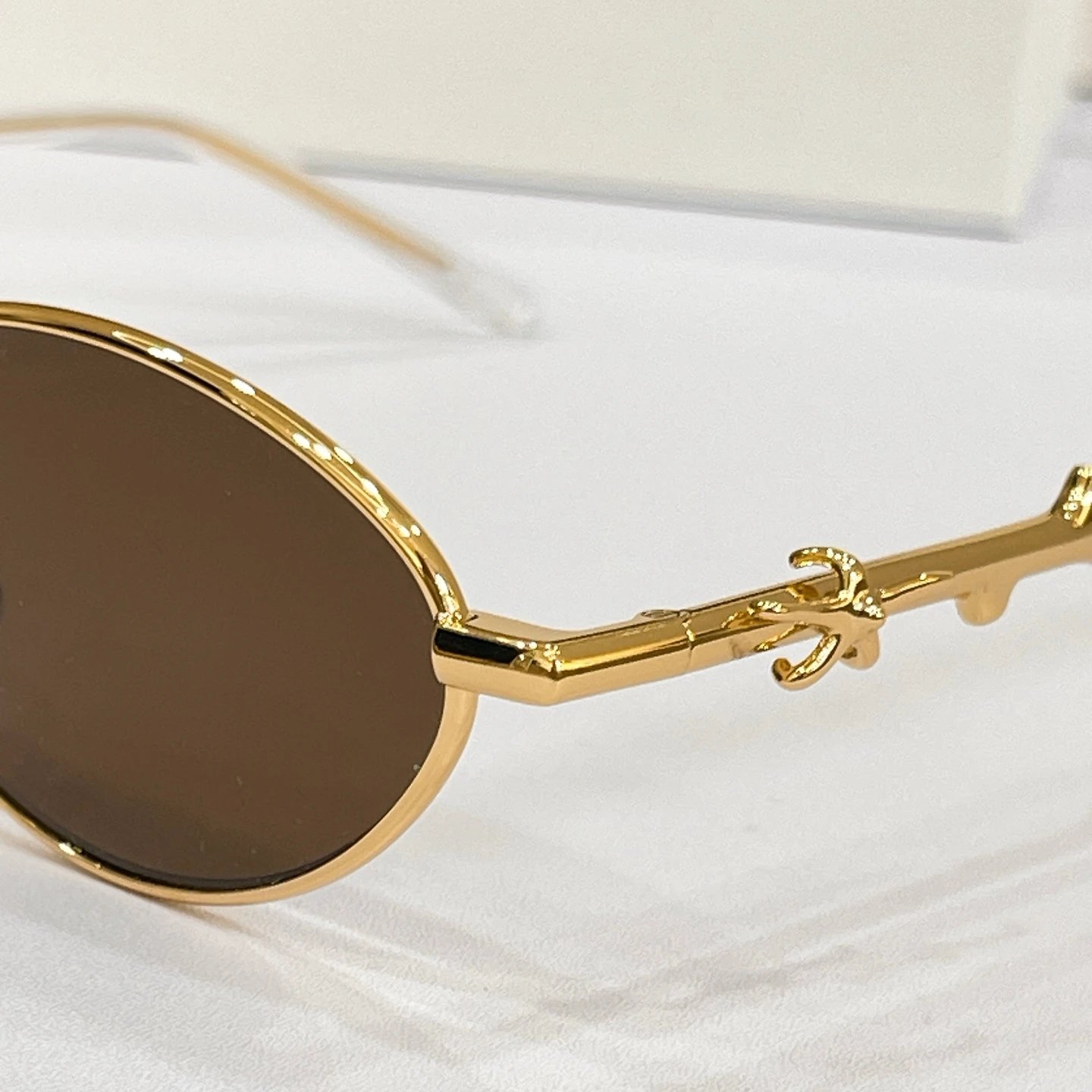Gentle Monster Aden Sunglasses 51-22-126 — photo 7