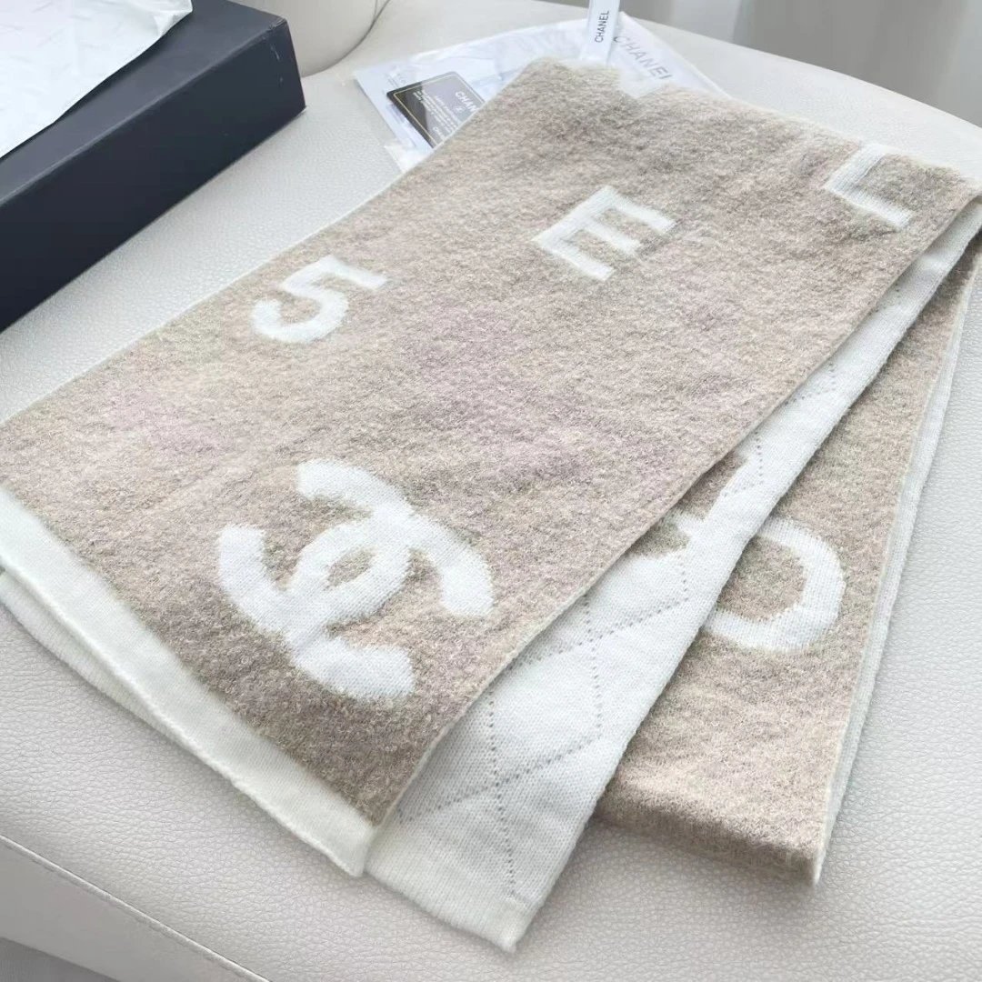 Chanel Cashmere Scarf Ver.B — QC