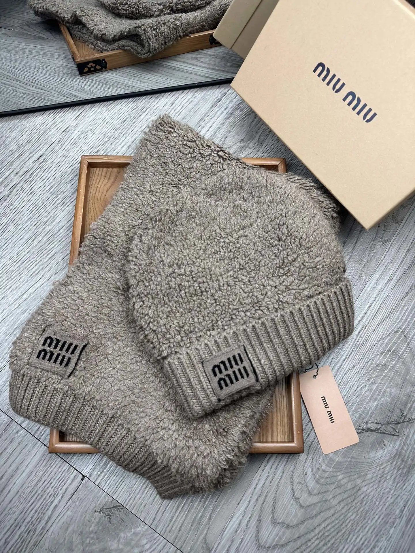 Miu Miu Wool Rabbit Fur Scarf & Hat Set Ver.C — Photo 2