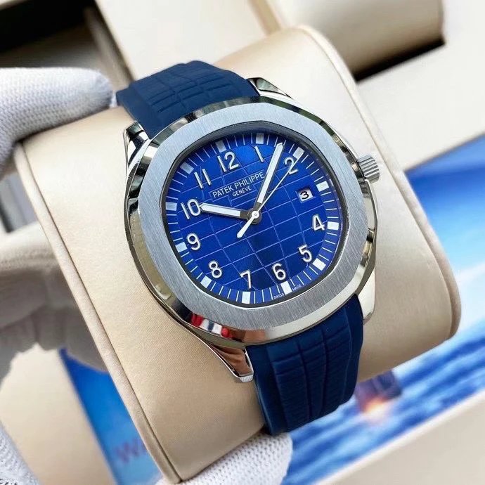 Patek Philippe horloge met getextureerde wijzerplaat en rubberen band 40 mm Variant C