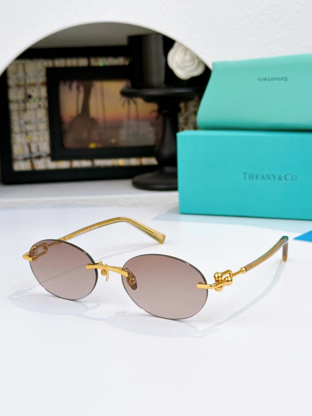 Tiffany TF3104D Sunglasses 56-18-140 — photo 2