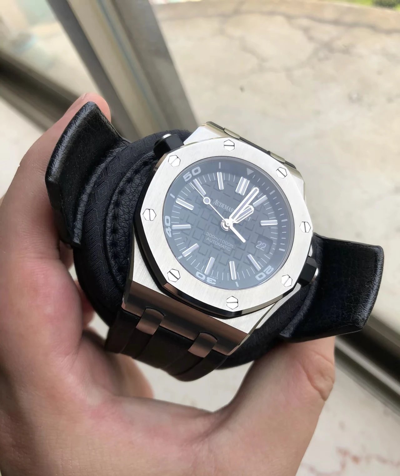 Audemars Piguet Royal Oak Automatic Watch 42mm Ver.C — photo 2