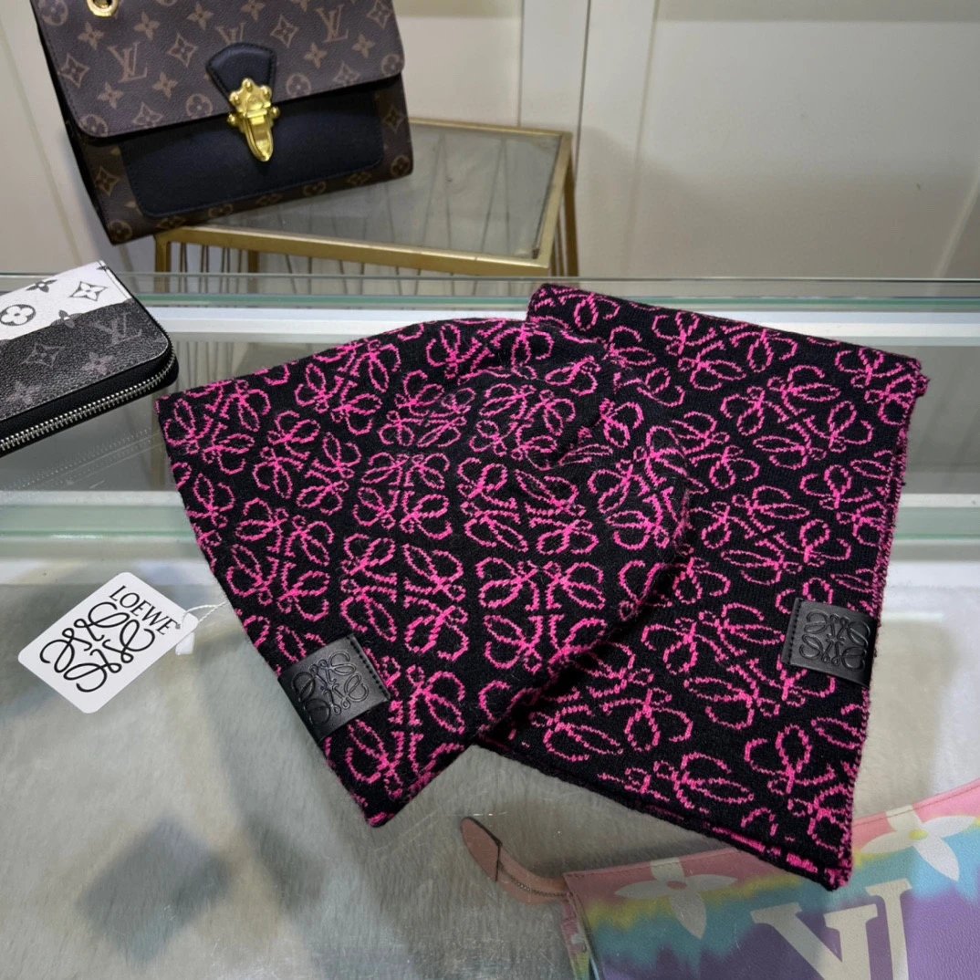 Loewe Scarf & Hat Set Ver.E — Photo 7