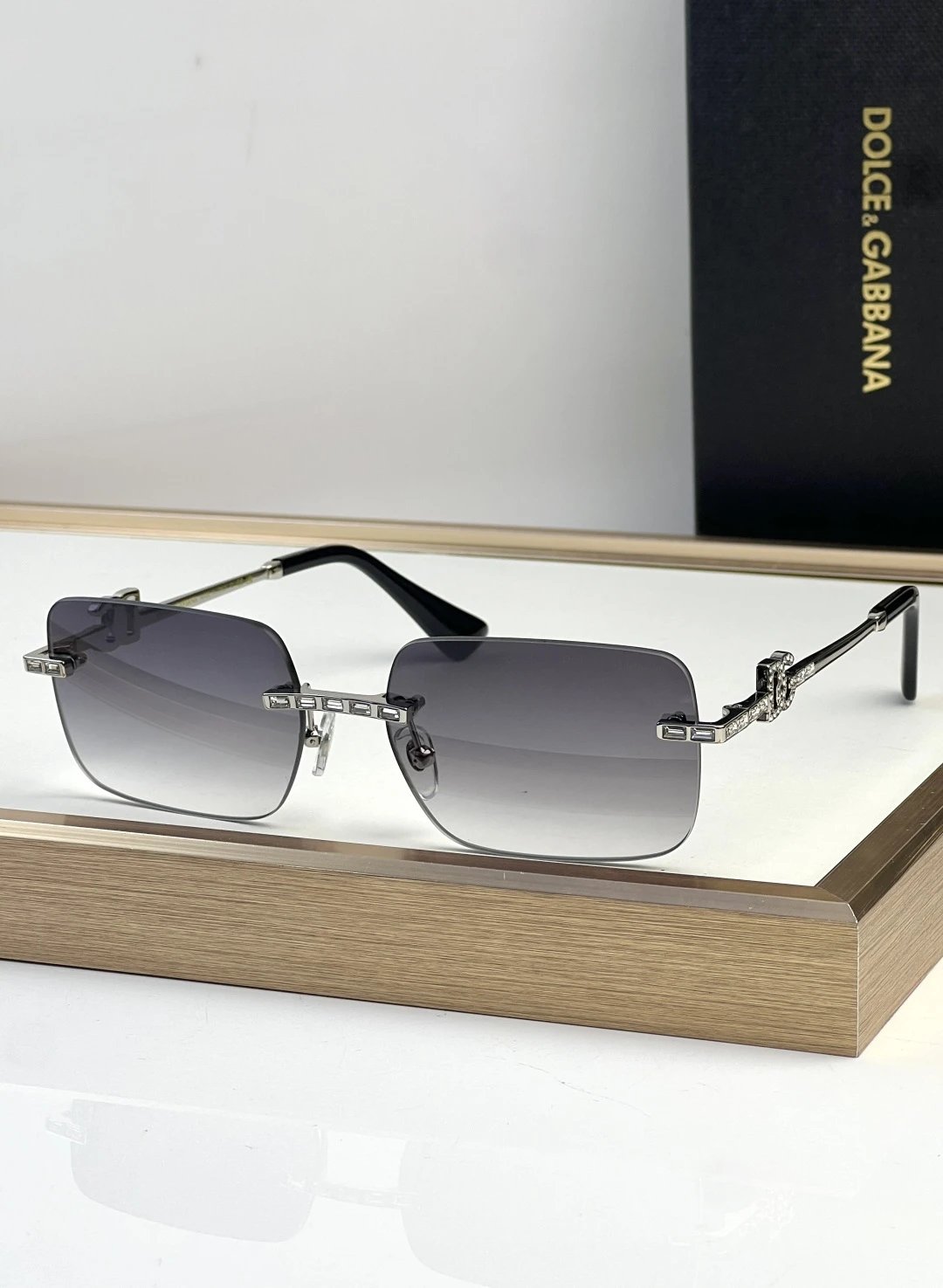Dolce & Gabbana DG2206 Sunglasses 58-17-145 — photo 6
