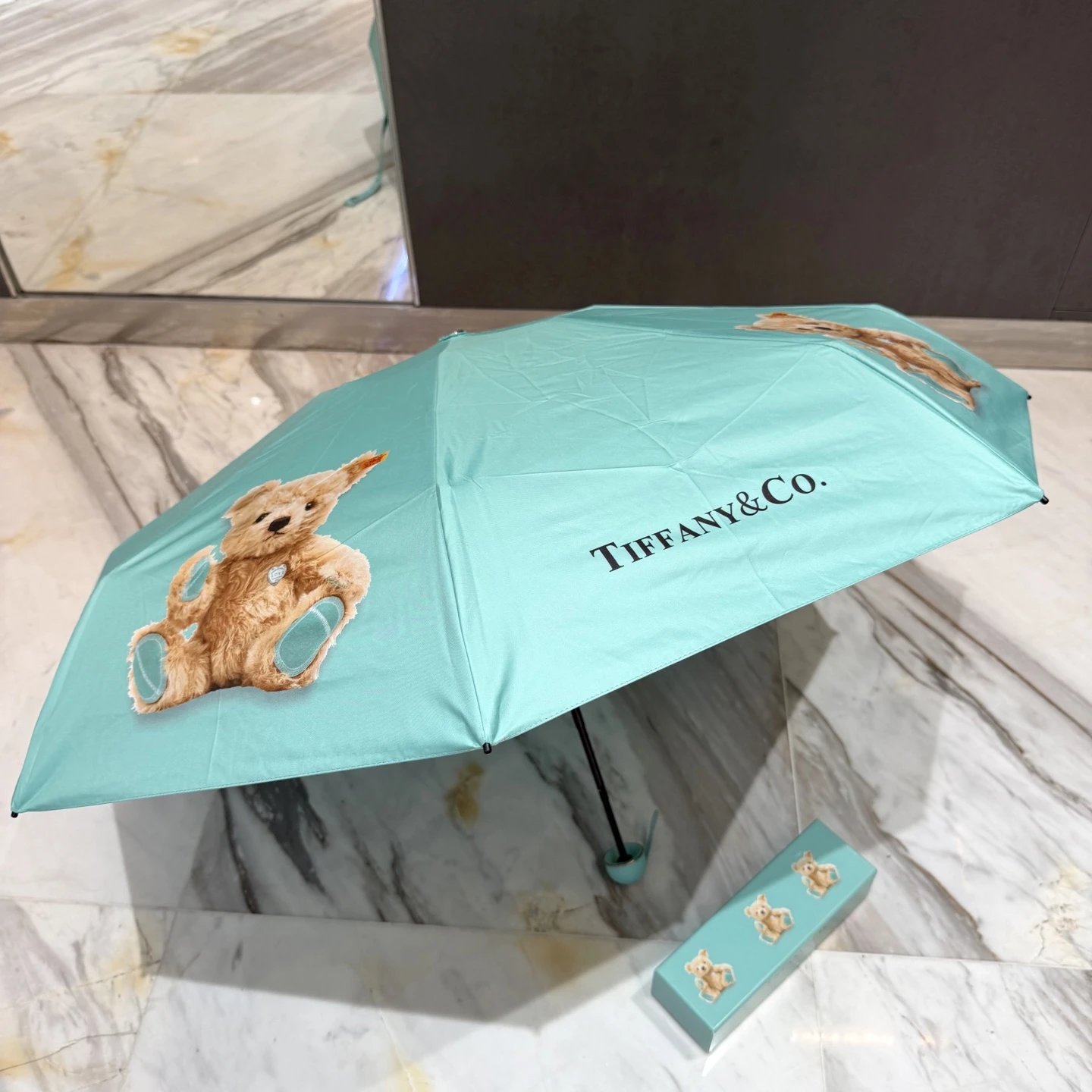 Tiffany UV Protection Folding Umbrella Ver.A — Photo 7