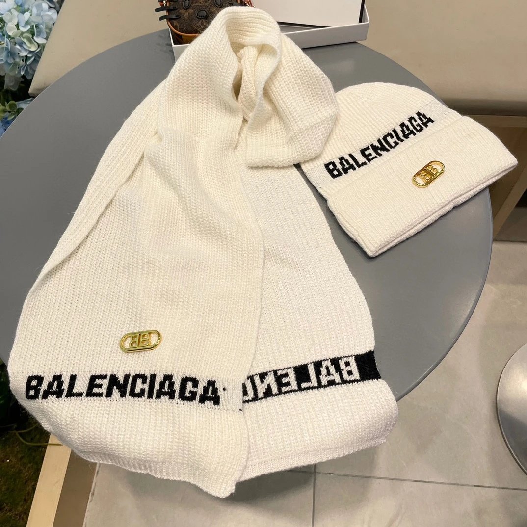 Balenciaga Wool Rabbit Fur Scarf & Hat Set Ver.D — Photo 7