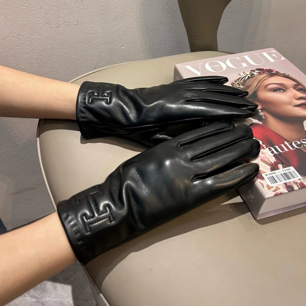 Hermes Lambskin Cashmere Gloves Ver.A — QC