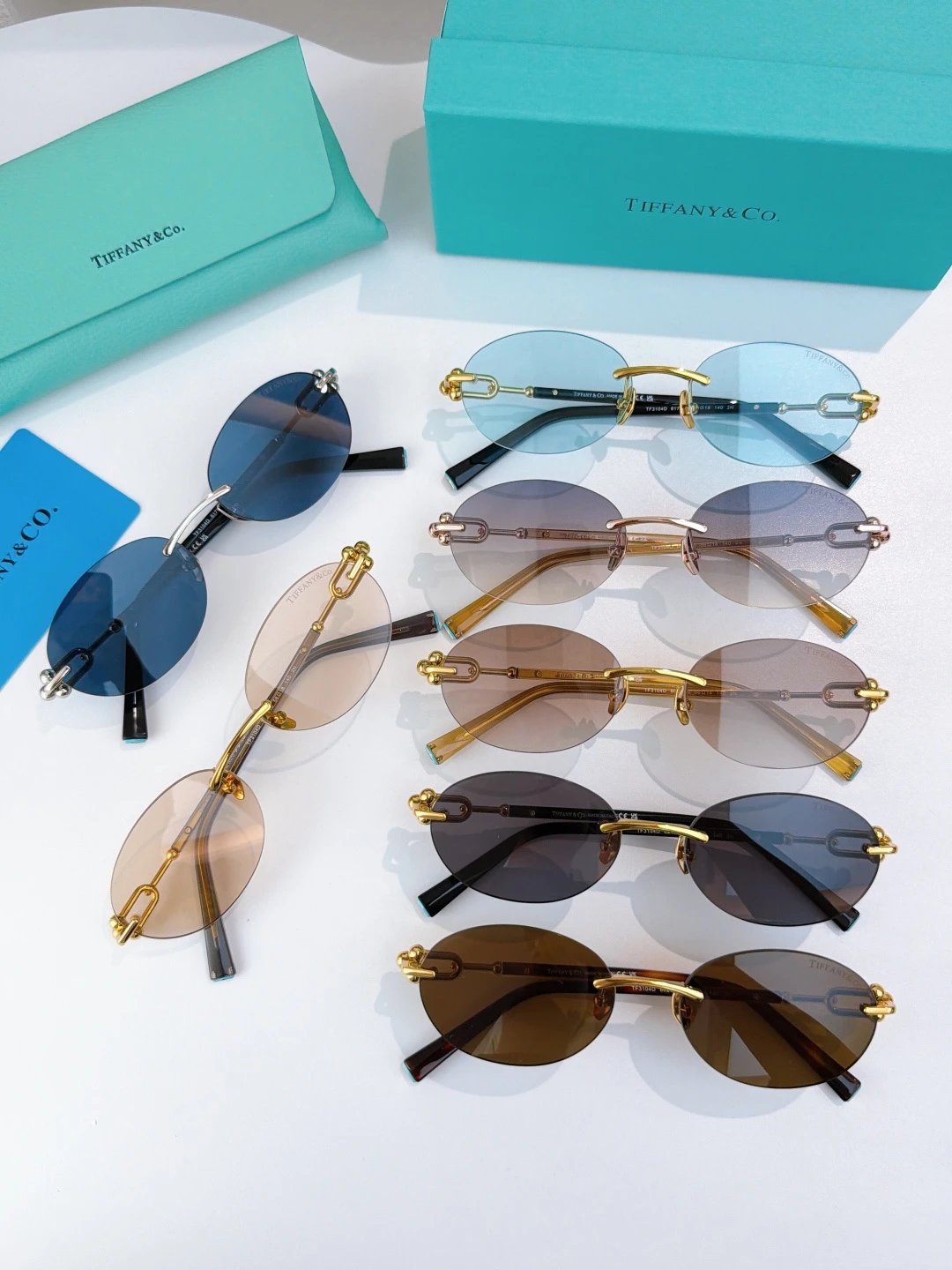 Tiffany TF3104D Sunglasses 56-18-140 — photo 9