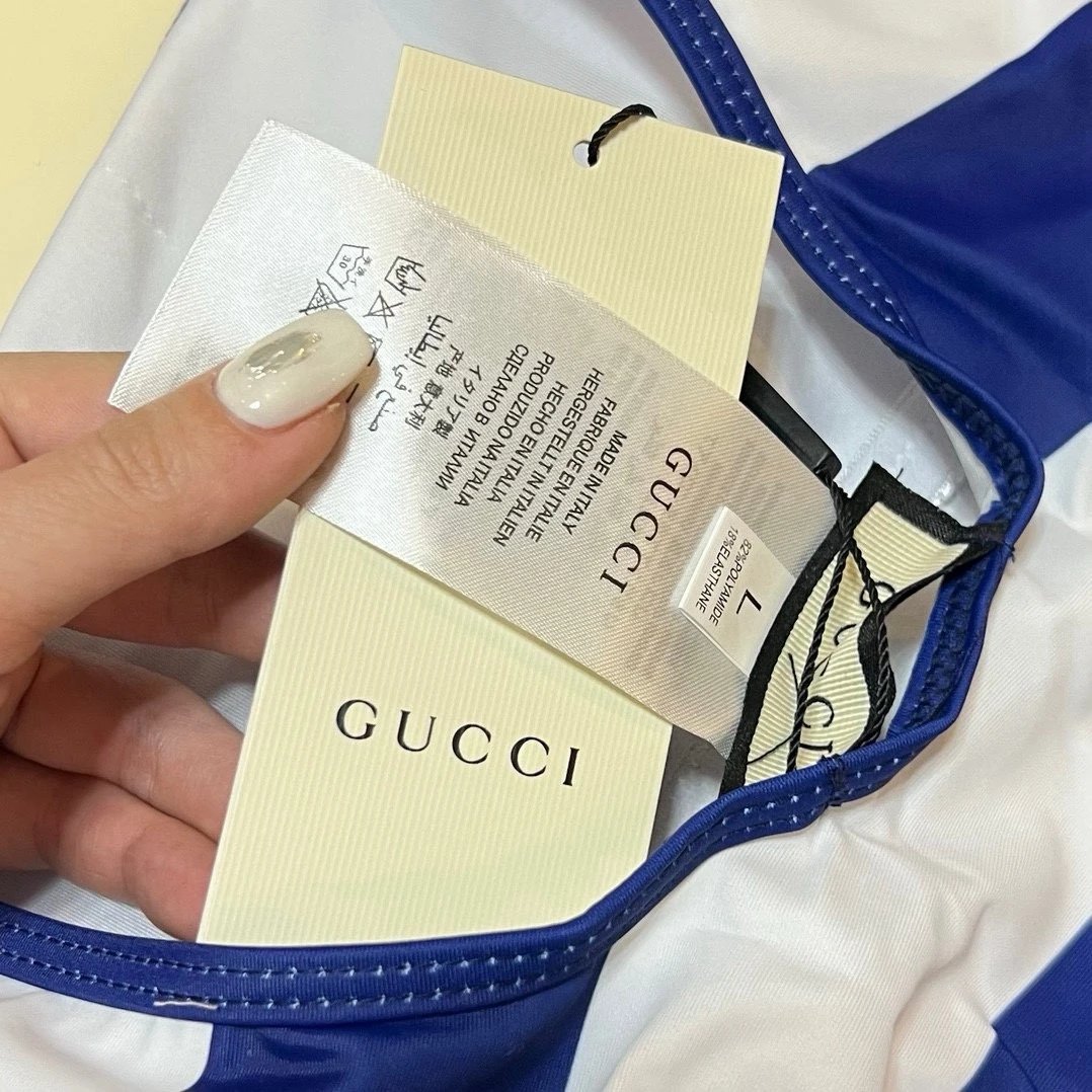 Gucci One-Piece Swimwear — Zdjęcie 7