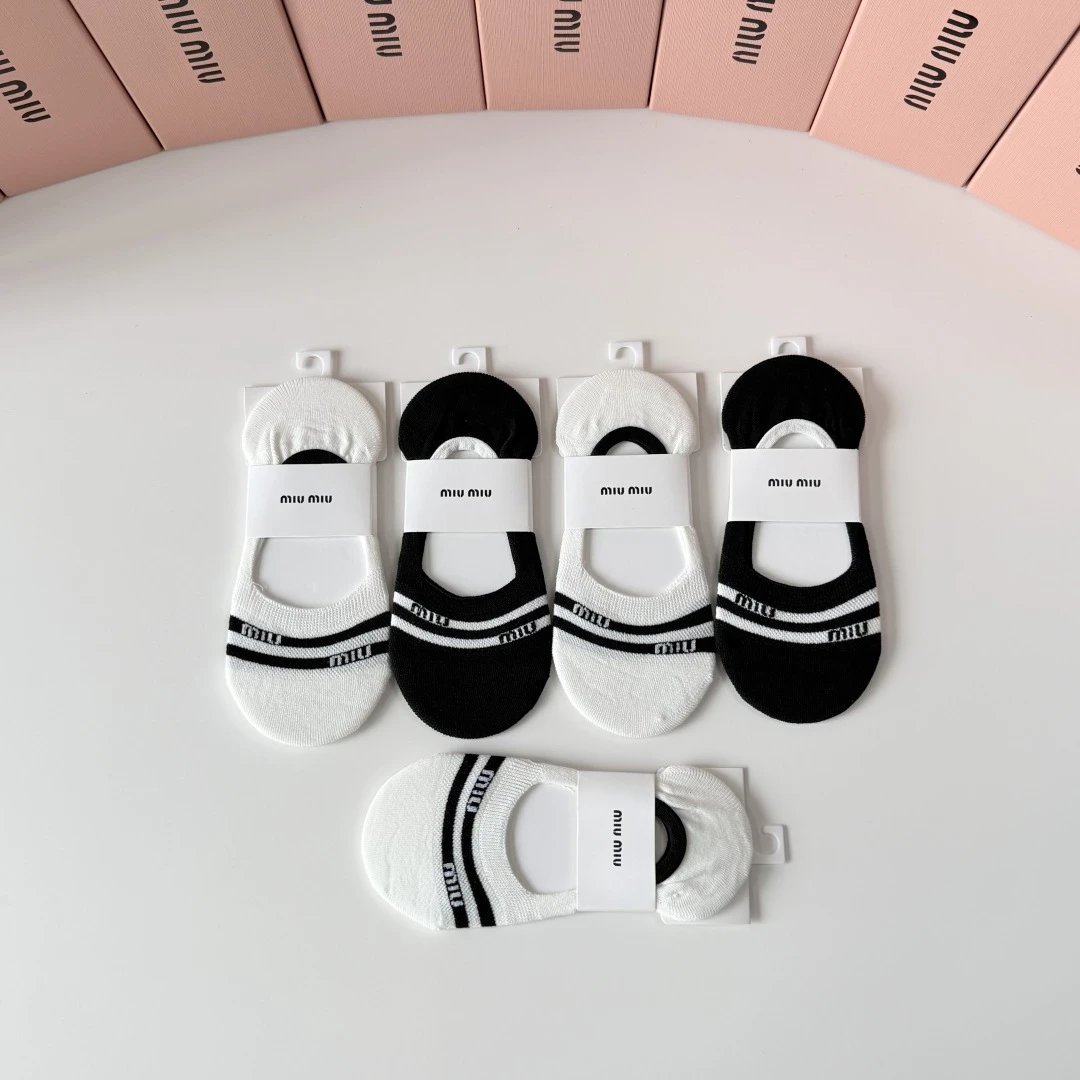 Miu Miu No-Show Socks 5-Pair Box Ver.A — photo 4