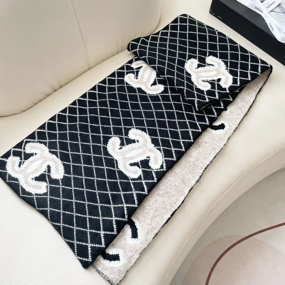 Chanel Cashmere Scarf Ver.D — QC