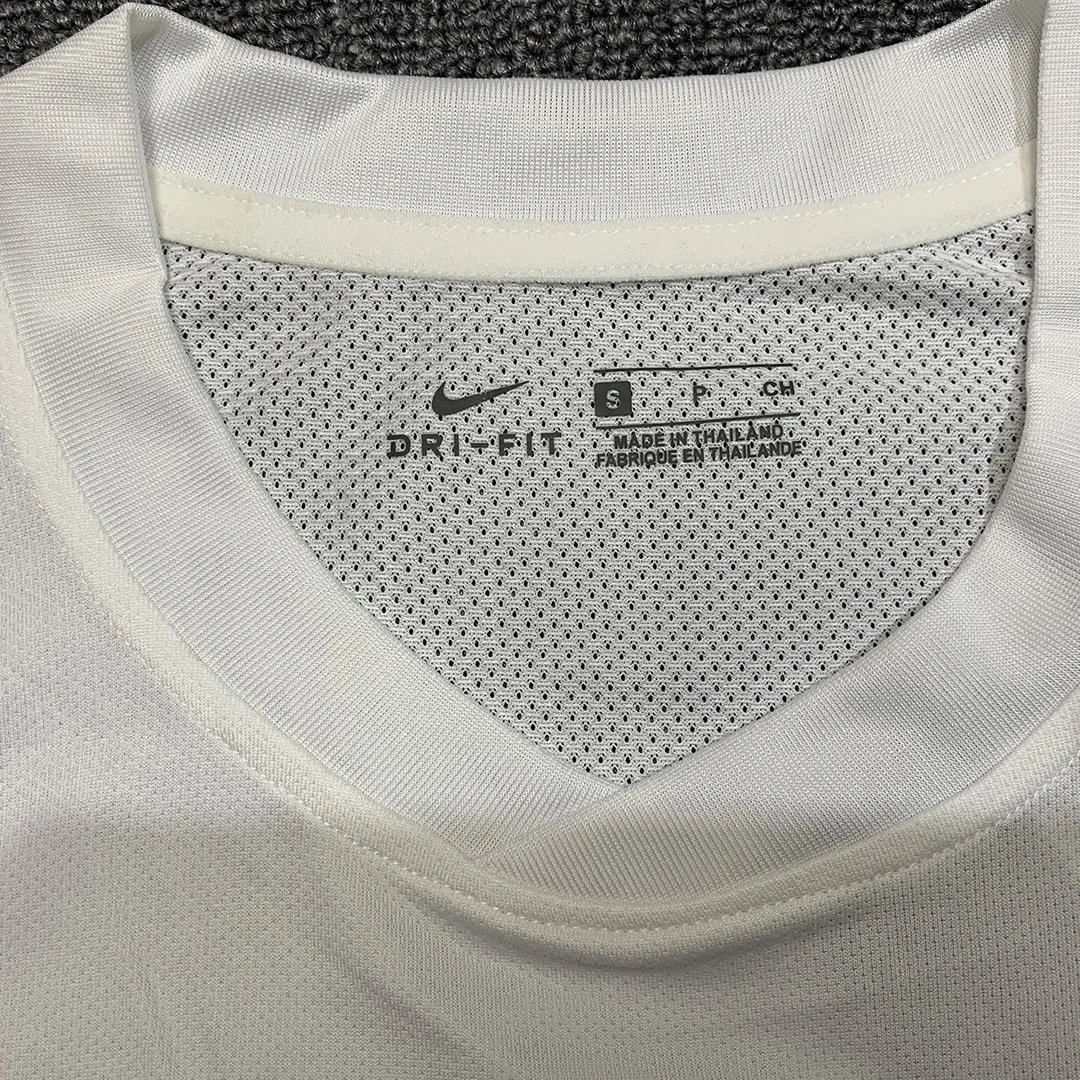 Inter Milan 10/11 Retro Away Jersey — photo 5