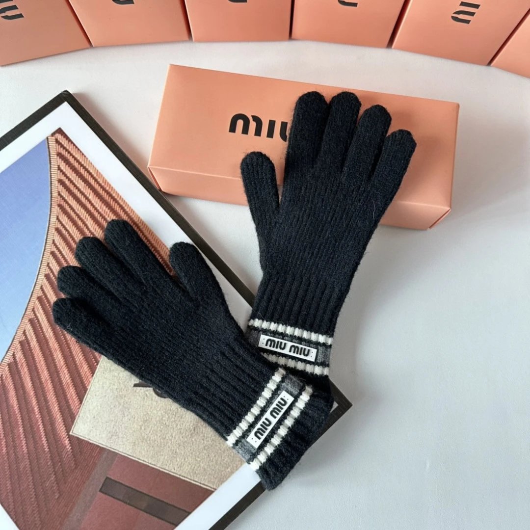 Miu Miu Gloves Ver.D — Photo 4