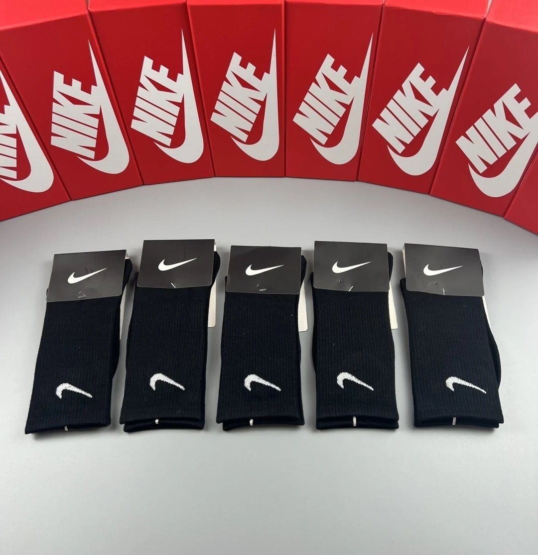 Nike Crew Socks Ver.D — photo 5