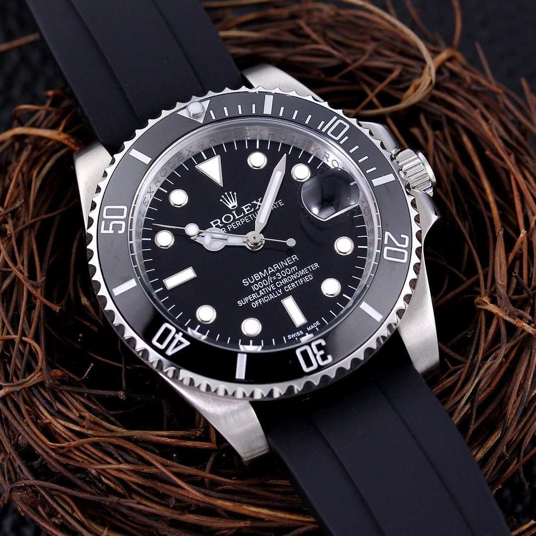 Rolex Submariner Rubber Automatic Watch — QC