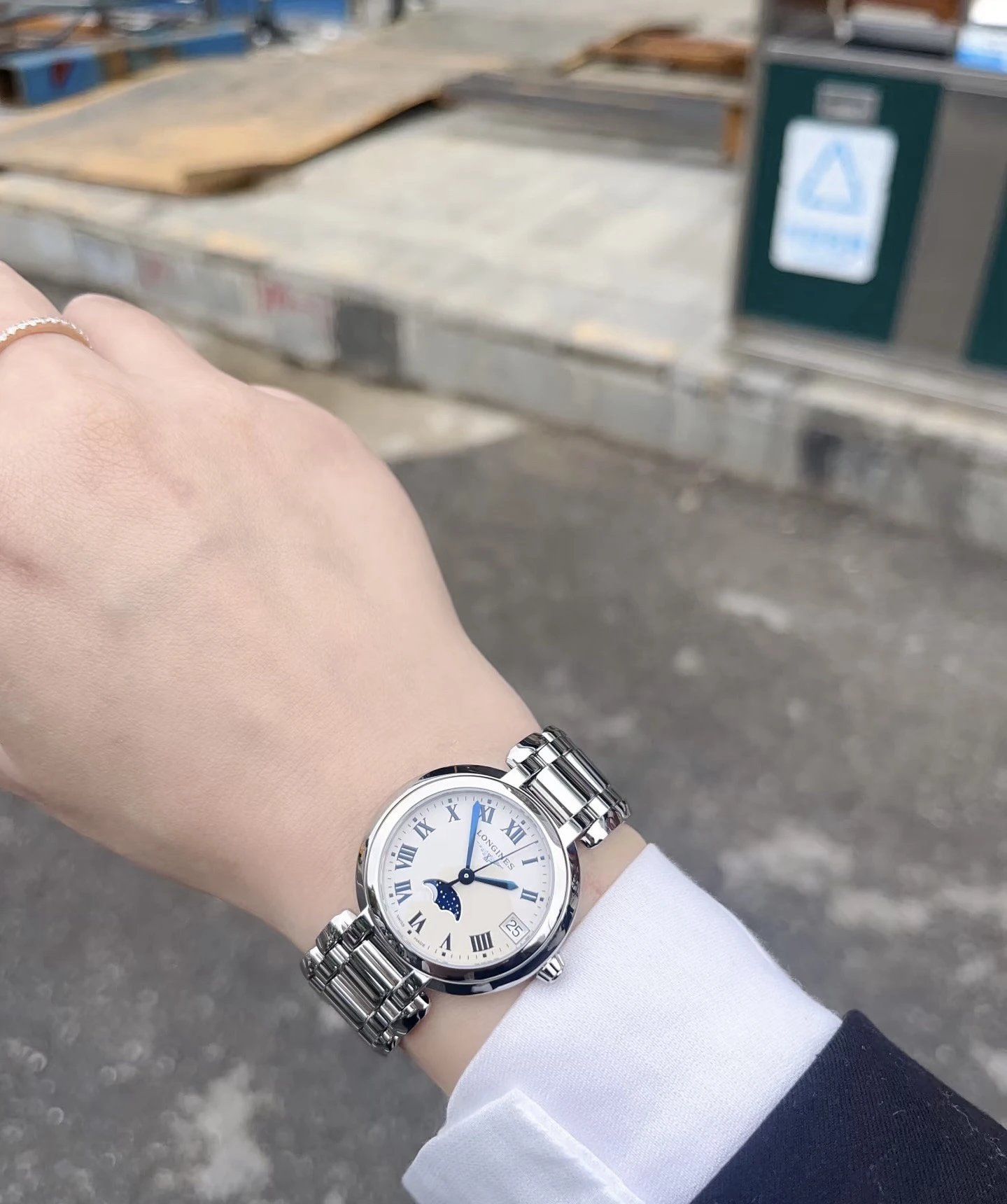 Longines PrimaLuna Automatic Ladies Watch — Photo 3