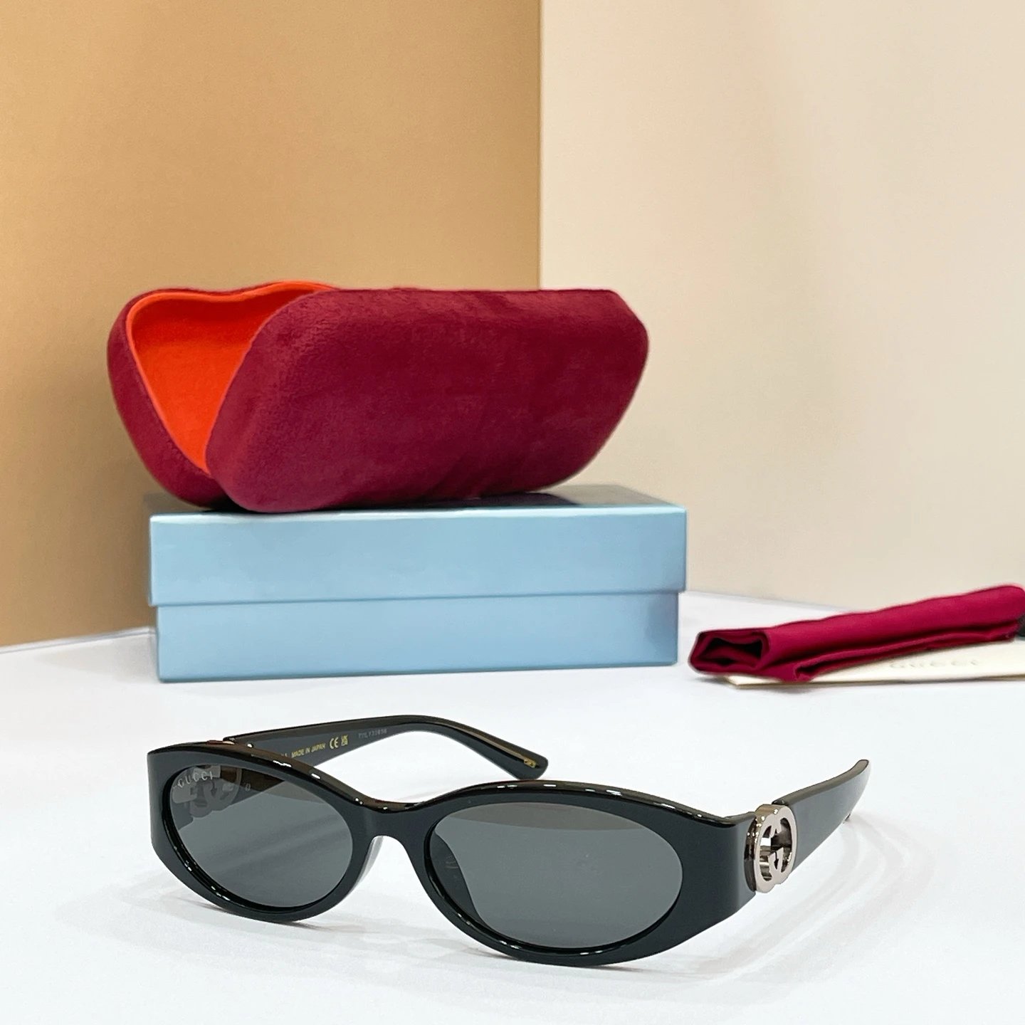 Gucci GG1660S Sunglasses 54-16-135 — QC