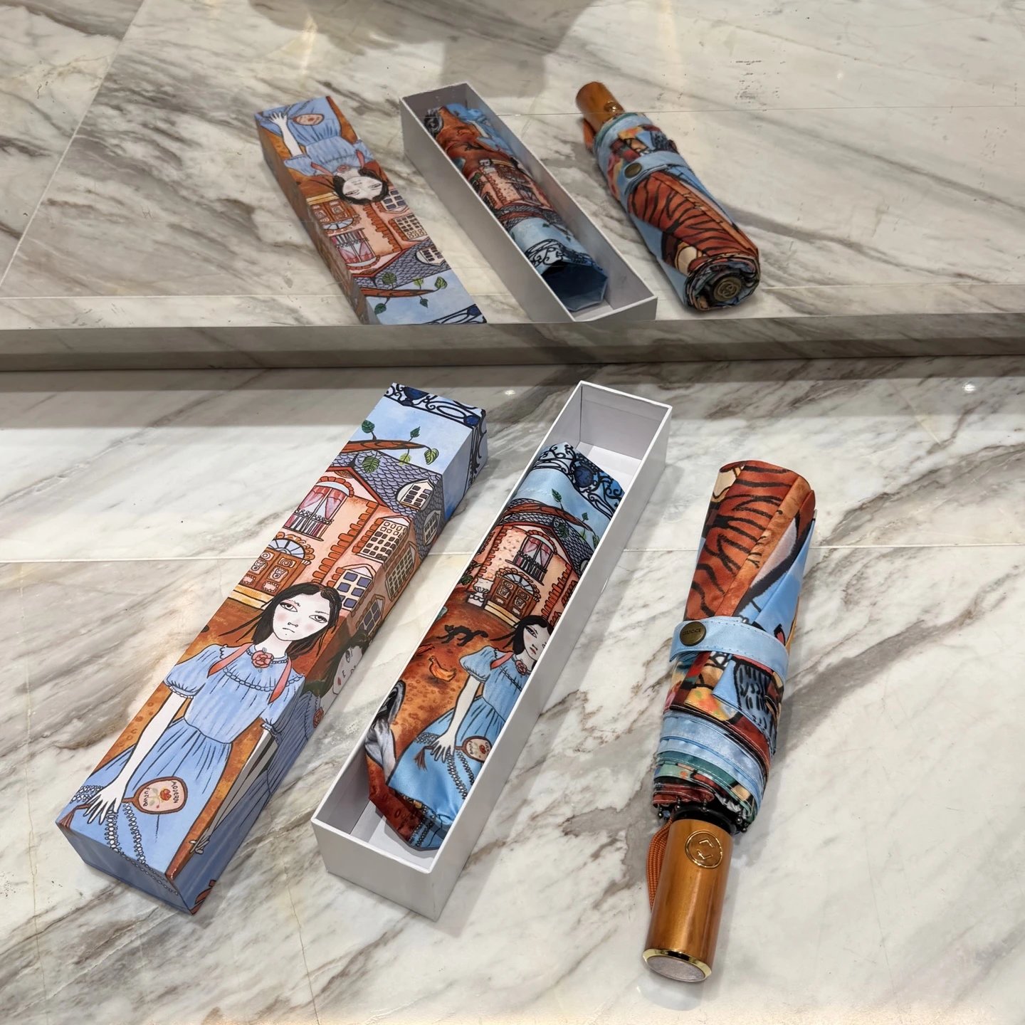 Gucci UV Protection Folding Umbrella Ver.A — Photo 6