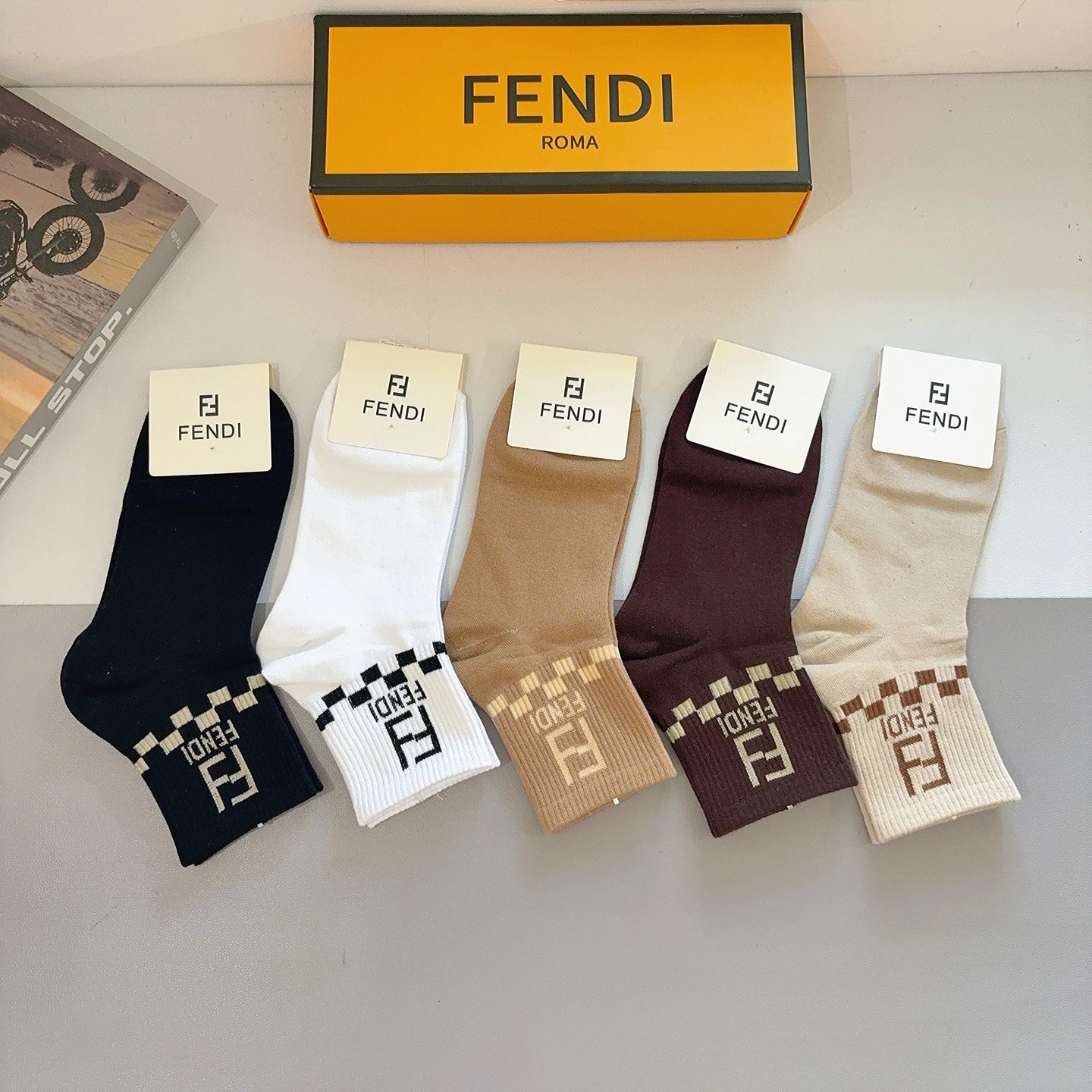 Fendi Crew Cotton Socks Ver.A — photo 3