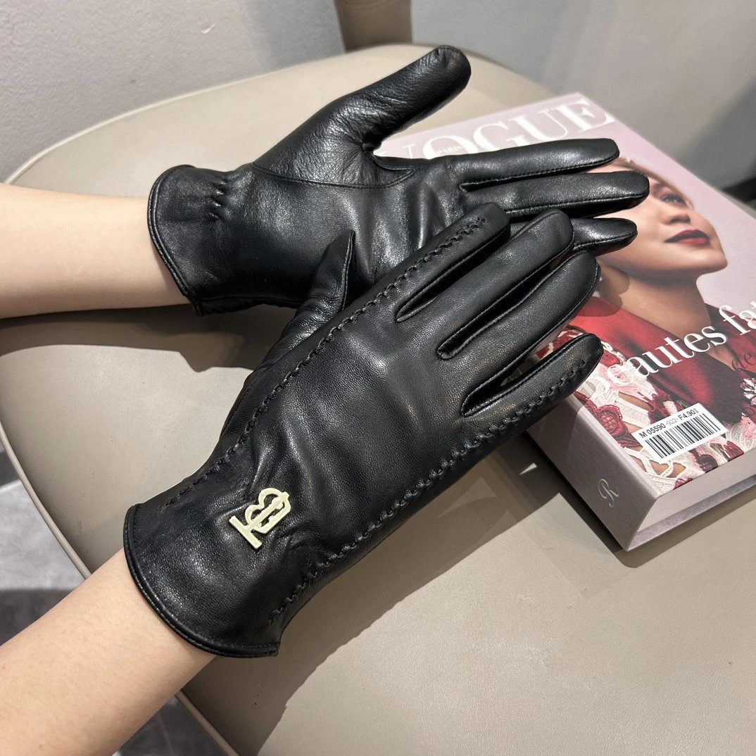 Burberry Lambskin Thermal Gloves Ver.C — QC