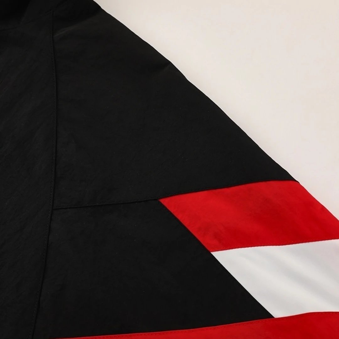 Manchester United 2025 Windbreaker Jacket 26 Black — Zdjęcie 4
