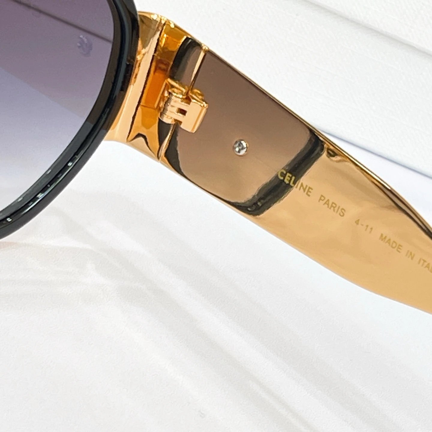 Celine CL47179U Sunglasses 56-22-145 — photo 6