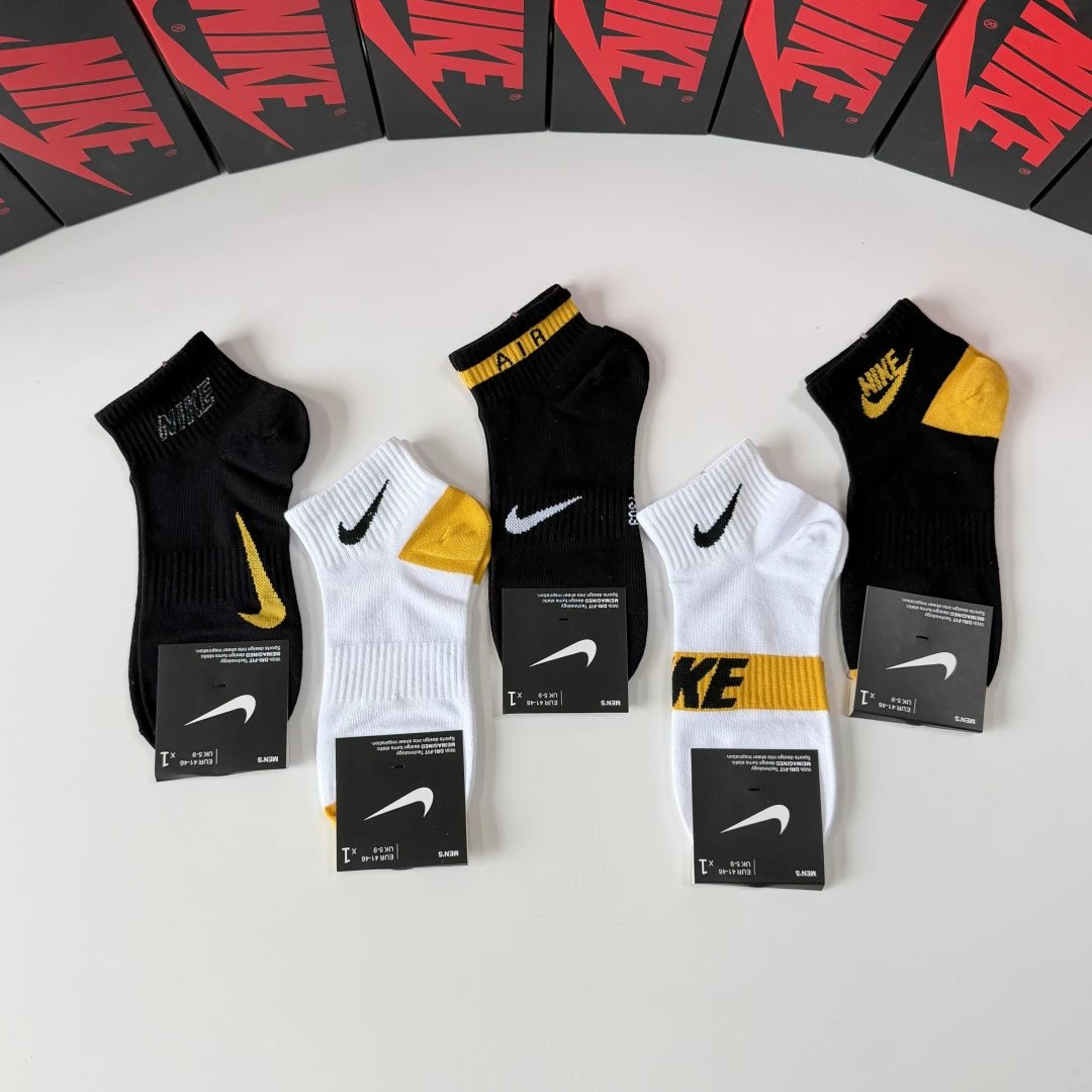 Nike Quarter Socks 5-Pair Box Ver.D — photo 2