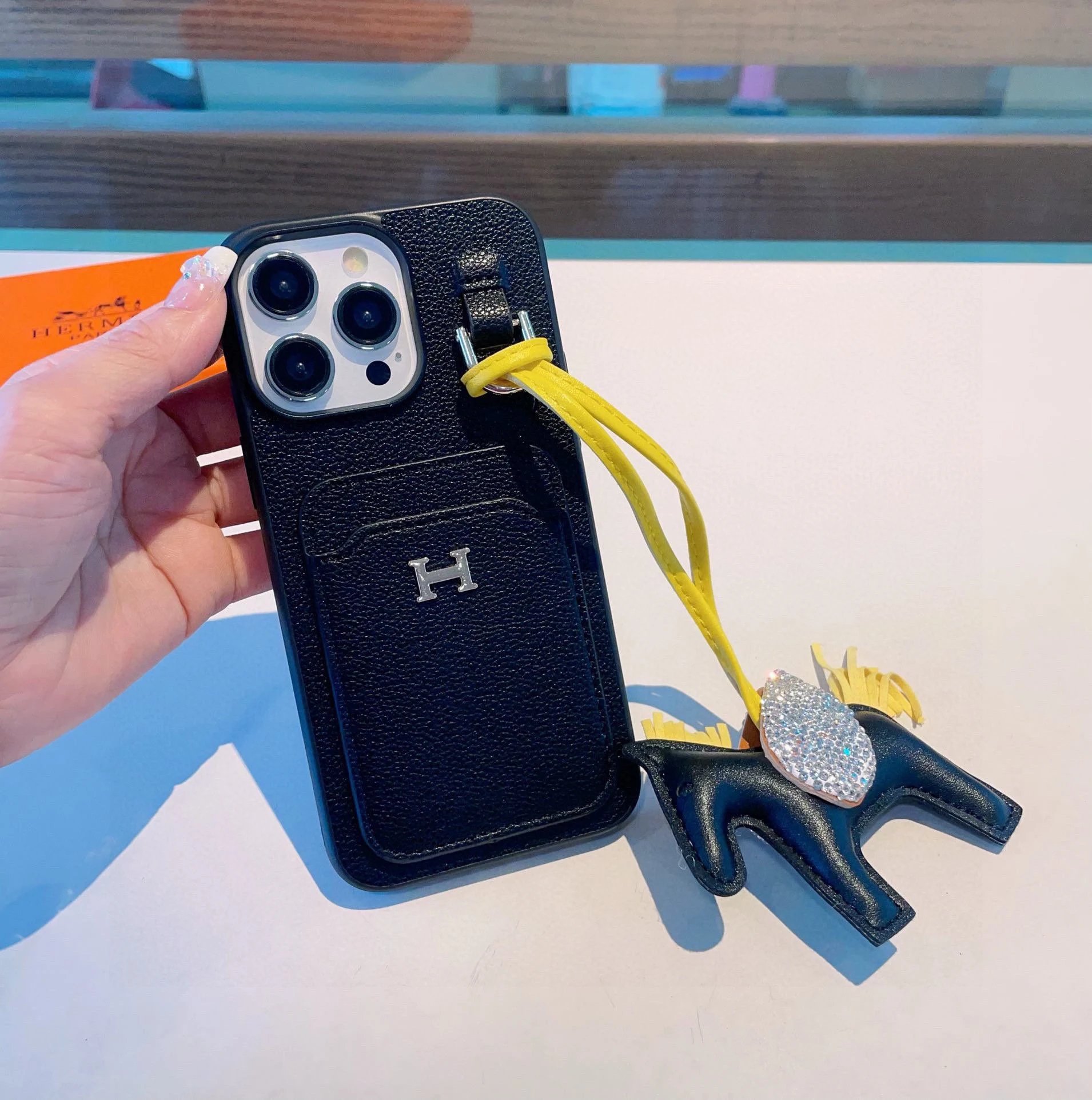 Hermes Phone Case Ver.D — Photo 2